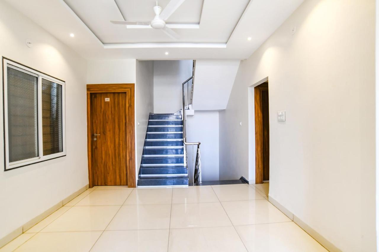 Hotel O Blue Sky Indore Bagian luar foto