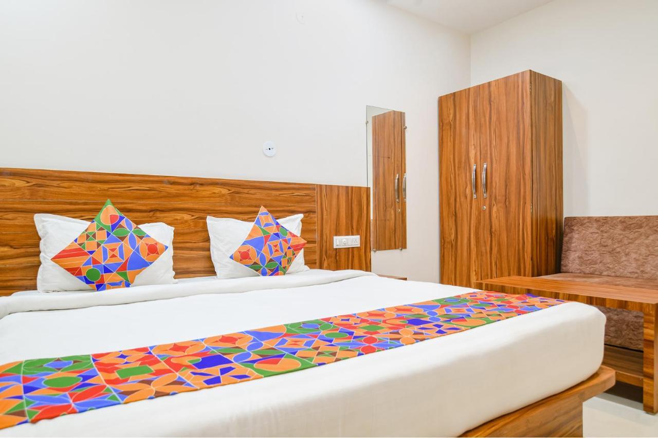 Hotel O Blue Sky Indore Bagian luar foto