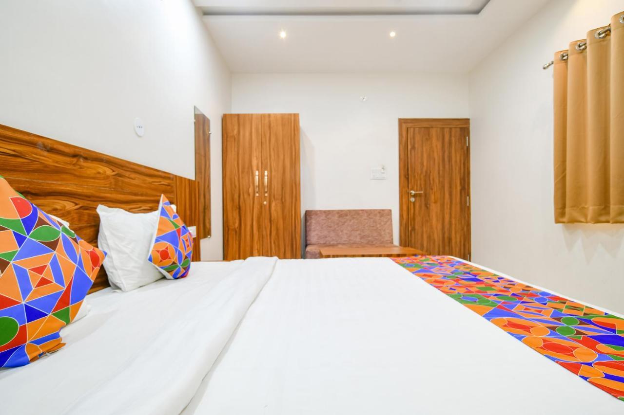 Hotel O Blue Sky Indore Bagian luar foto