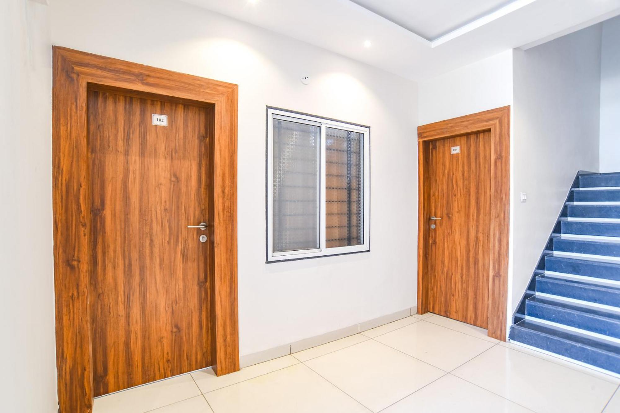 Hotel O Blue Sky Indore Bagian luar foto