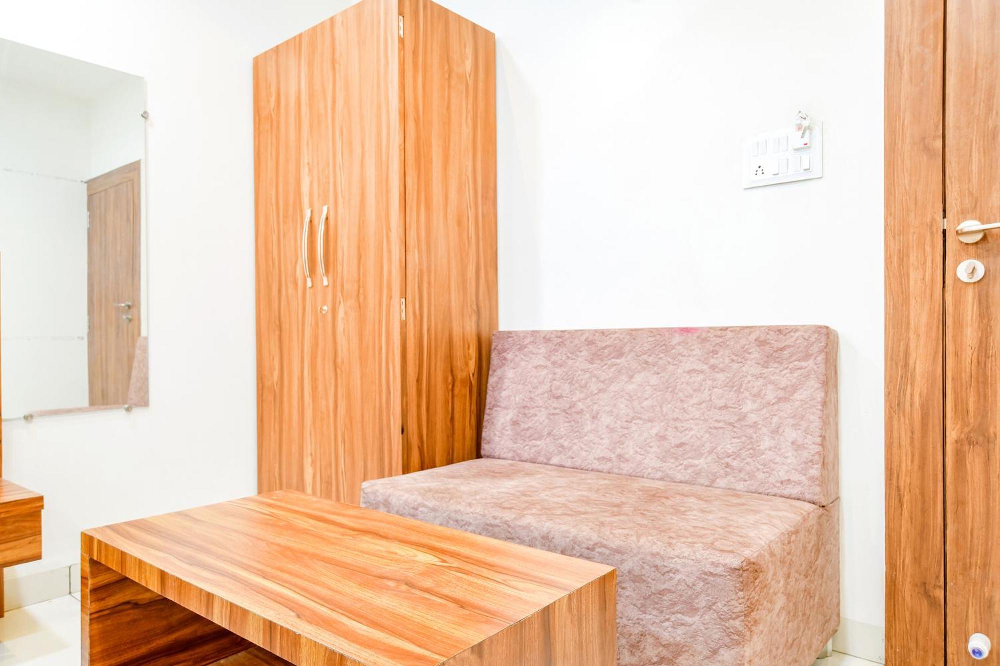 Hotel O Blue Sky Indore Bagian luar foto