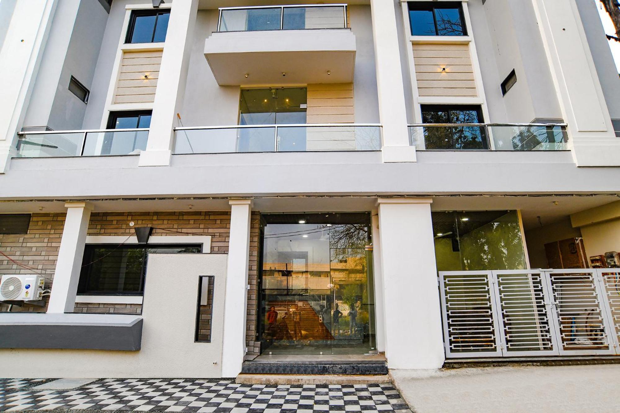 Hotel O Blue Sky Indore Bagian luar foto