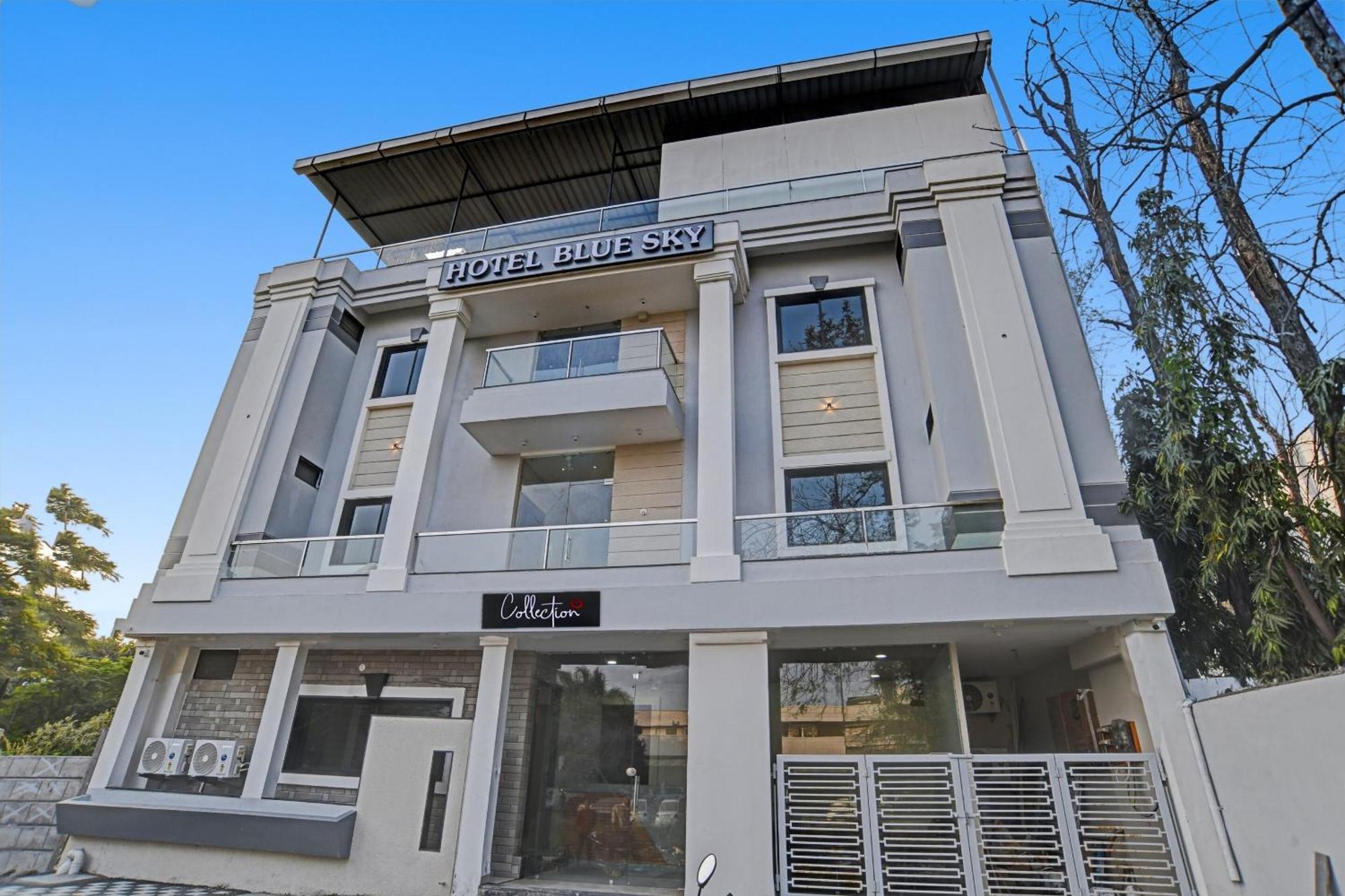 Hotel O Blue Sky Indore Bagian luar foto